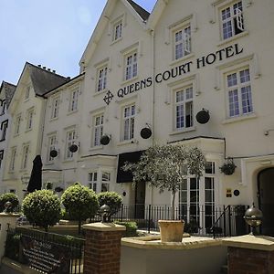 Queens Court Hotel